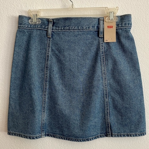 Levi’s NWT Button Front Denim Skirt - Picture 3 of 4